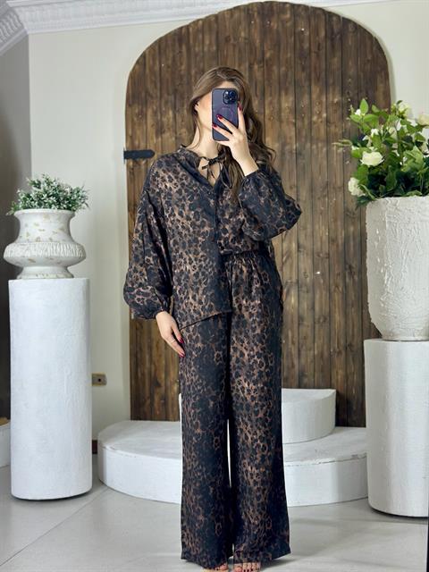 İthal Crep Kumaş Leopar Desen Rahat Kalıp Gömlek Pantolon İkili Takım