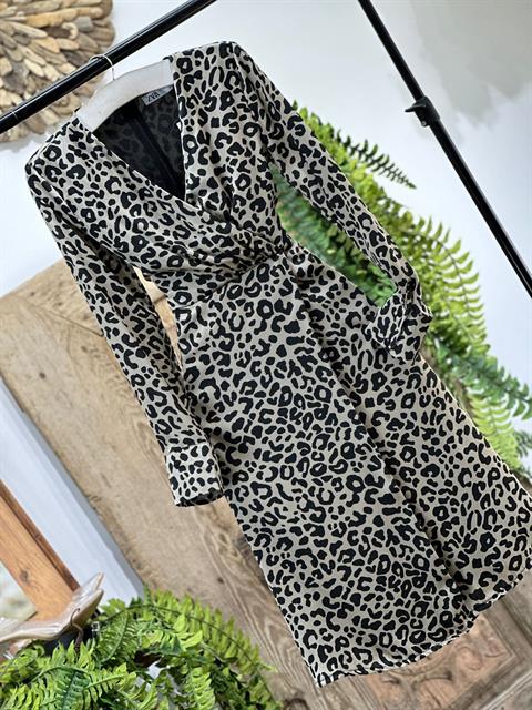 Saten Kumaş Leopar Desen Kruvaze Model Astarlı Midi Boy Elbise