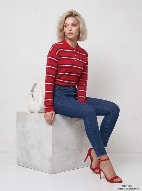 Mavi Paçası Kesik Likralı Mom Jean