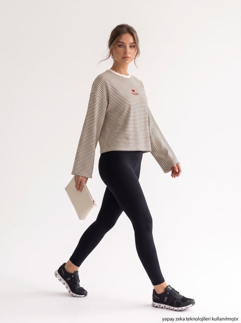 Beyaz Nakışlı Süprem T-Shirt