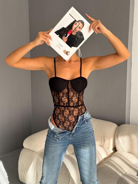 Dantel Bodysuit