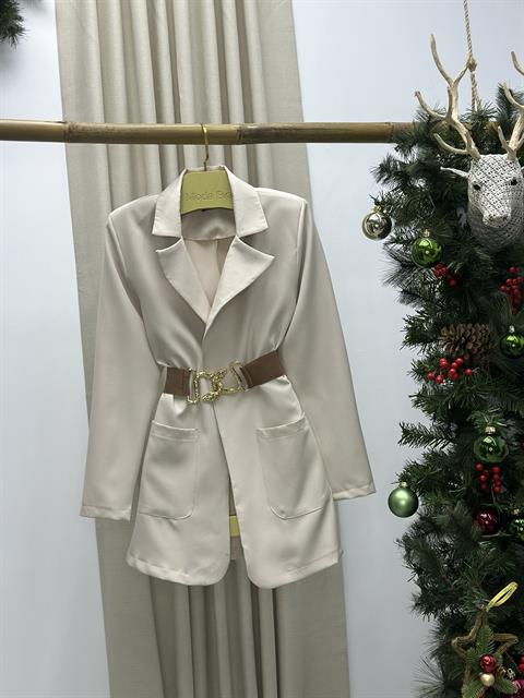 Krem Atlas Kumaş Vatkalı Büyük Cep Detaylı Blazer Ceket